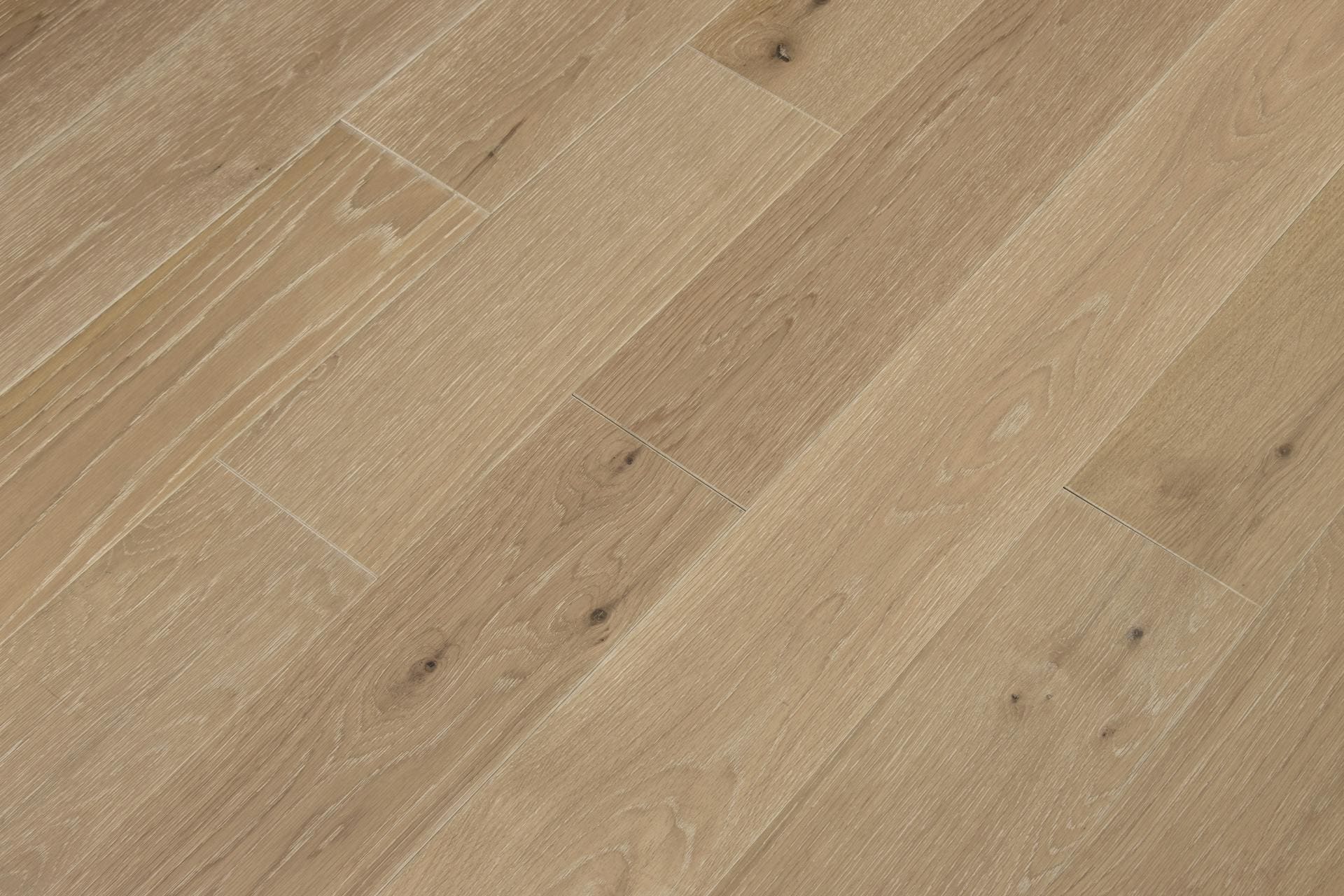 Cali Floors Whiskey & Wine 8.6" x RL Summer Wine